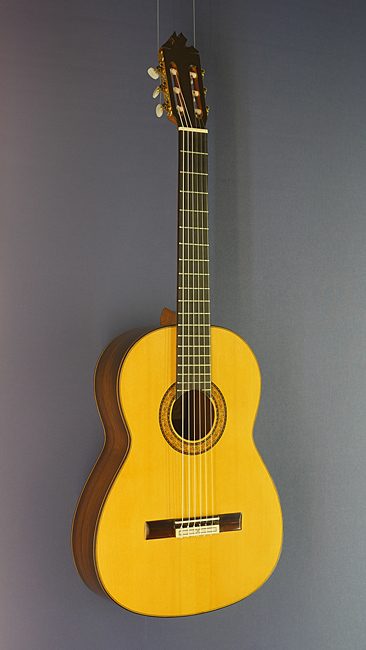 Antonio Ariza Luthier guitar spruce, rosewood , year 1991