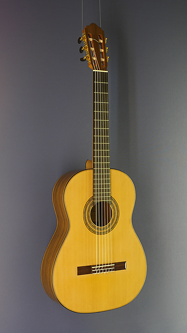 Dominik Wurth classical guitar with scale 65 cm , cedar, rosewood, year 2017