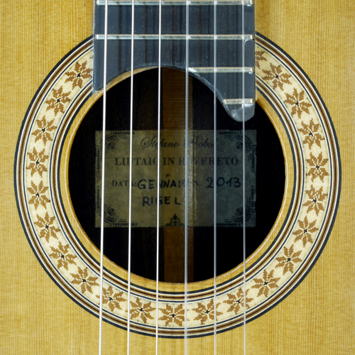 Rosette and label of a classical guitar built by Stefano Robol